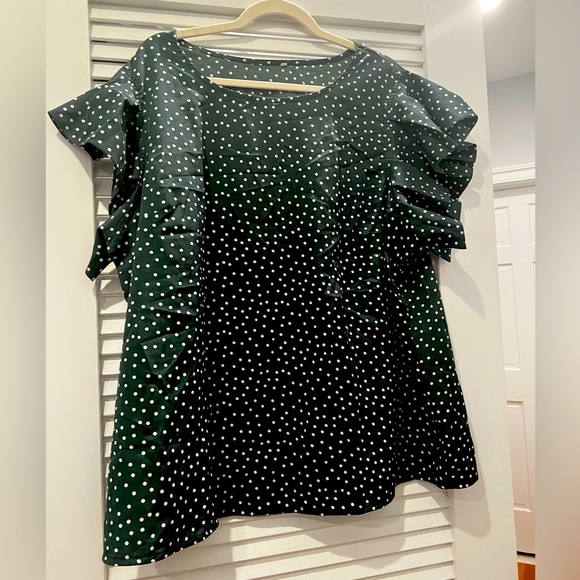 Tops - Green Polka Dot Blouse with Flair Sleeves 4X